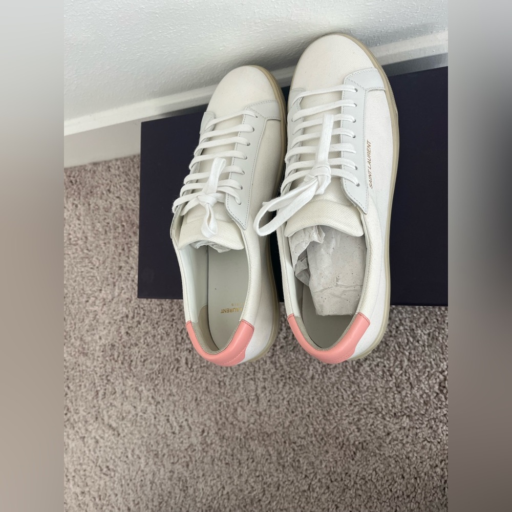 Unisex Saint Laurent White Sneakers with Pink Highlights.
